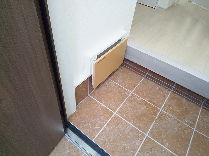 閉じた椅子